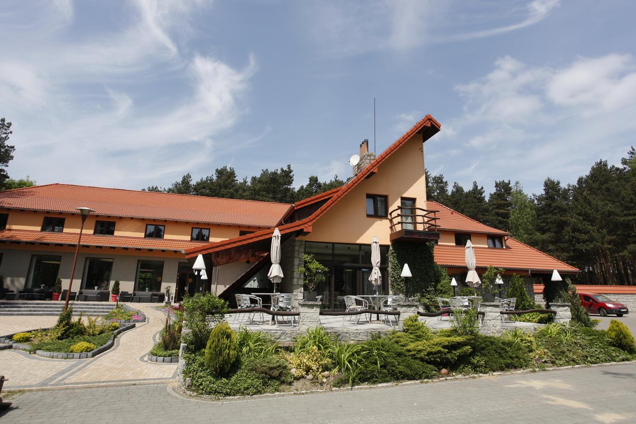 Zajazd Siodlo Hotel&Restauracja Kobyla Góra Exterior foto